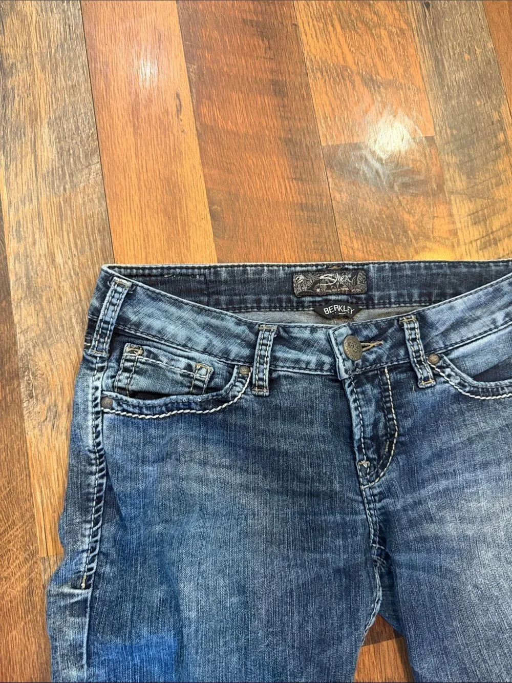 Silver Berkley Classic Blue Denim Jeans 28 (5000D)